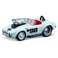 1:64 Muscle Machines Die Cast