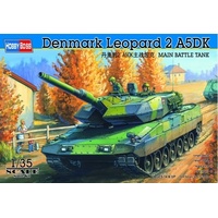 HobbyBoss 1/35 Danish Leopard 2A5DK Tank Plastic Model Kit [82405]