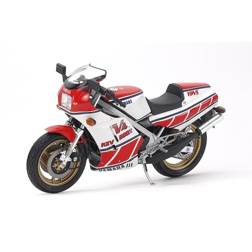 TAMIYA 1/12 YAMAHA RZV500R
