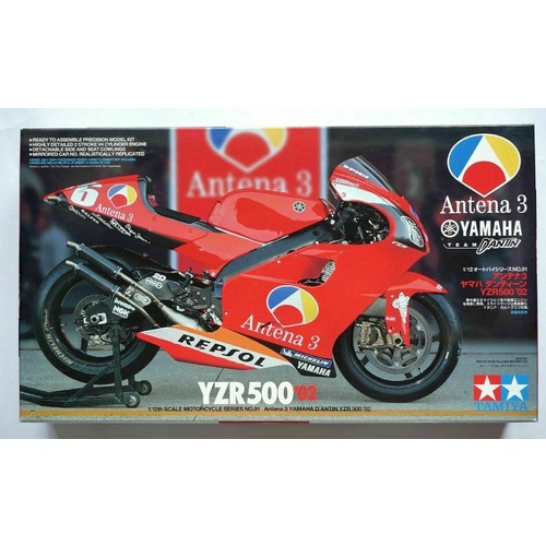 TAMIYA Plastic Model Kit Yamaha Yzr500 '02 D'Ant - T14091