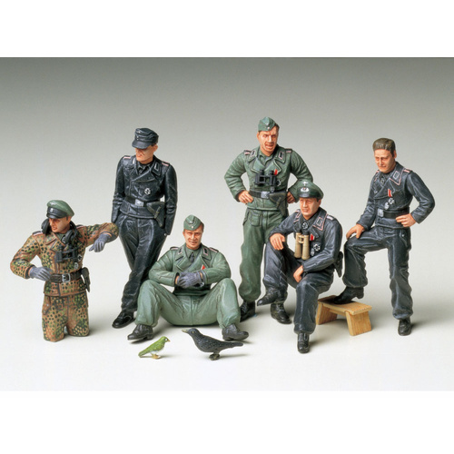 TAMIYA GER.TANK CREW AT REST