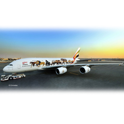 REVELL AIRBUS A380-800 EMIRATES  "WILD LIFE"