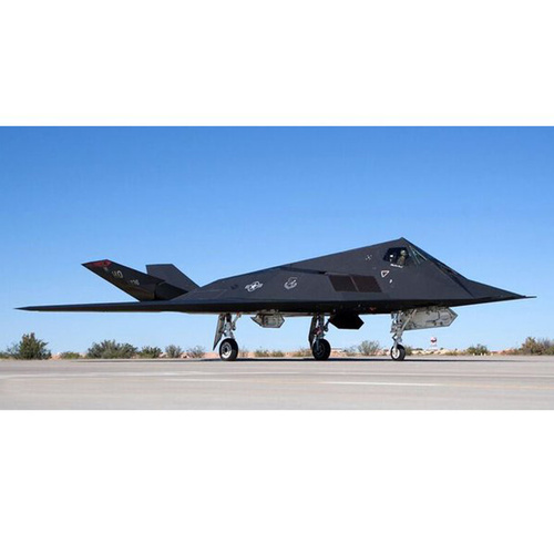 REVELL F-117 STEALTH FIGHTER 1:72
