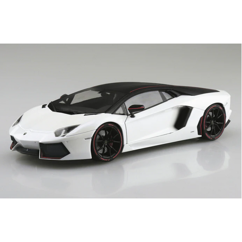 A006121 1/24 15LAMBORGHINI AVENTADOR PIRELLI EDITION