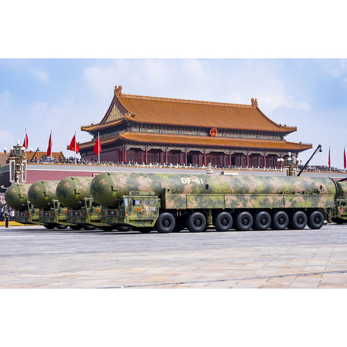 HobbyBoss 1/72 DF-61 ICBM Plastic Model Kit