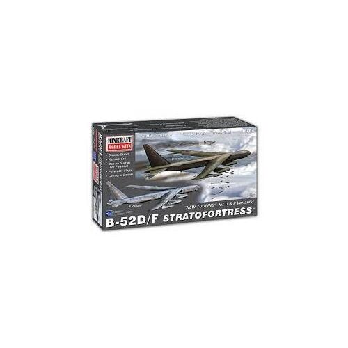Minicraft 14734 1/144 B-52D Stratofortress (new tooling for "D" + bombs) Plastic Model Kit