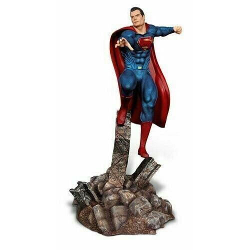 Moebius 1/8 Batman vs Superman: Superman Resin Model Kit [1014]