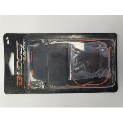 Savox budget 8kg servo .15 speed metal gear
