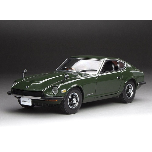 Sun Star 1/18 1970 Fairlady Z (S30) - Dark Green (RHD)